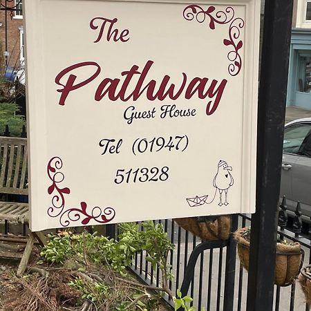 The Pathway Guesthouse Γουίτμπι Εξωτερικό φωτογραφία